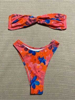 Loleia bikini